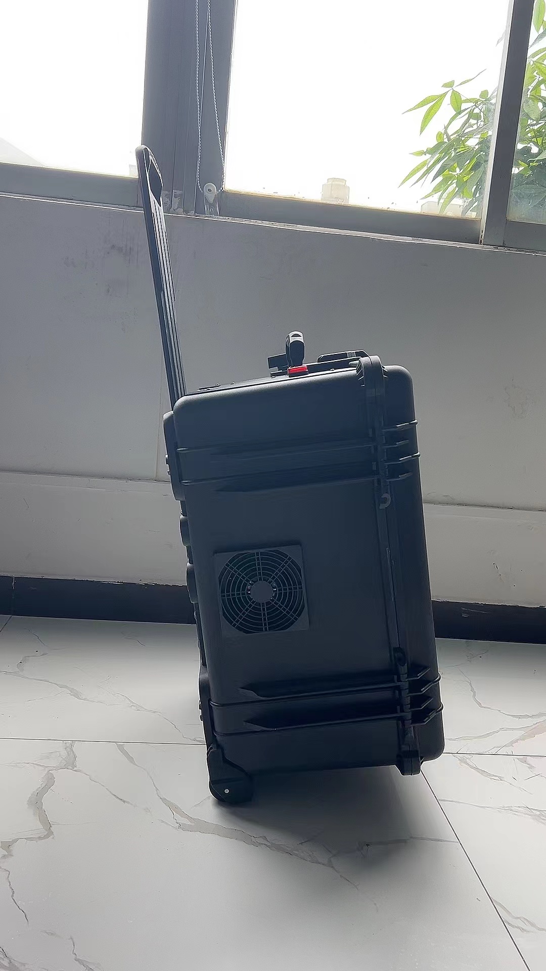 广东手拉箱型移动通信干扰器