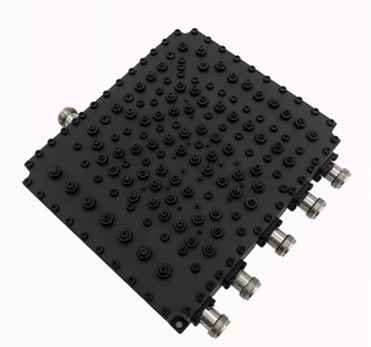  广东双频三频四频五频腔体合路器4G+5G